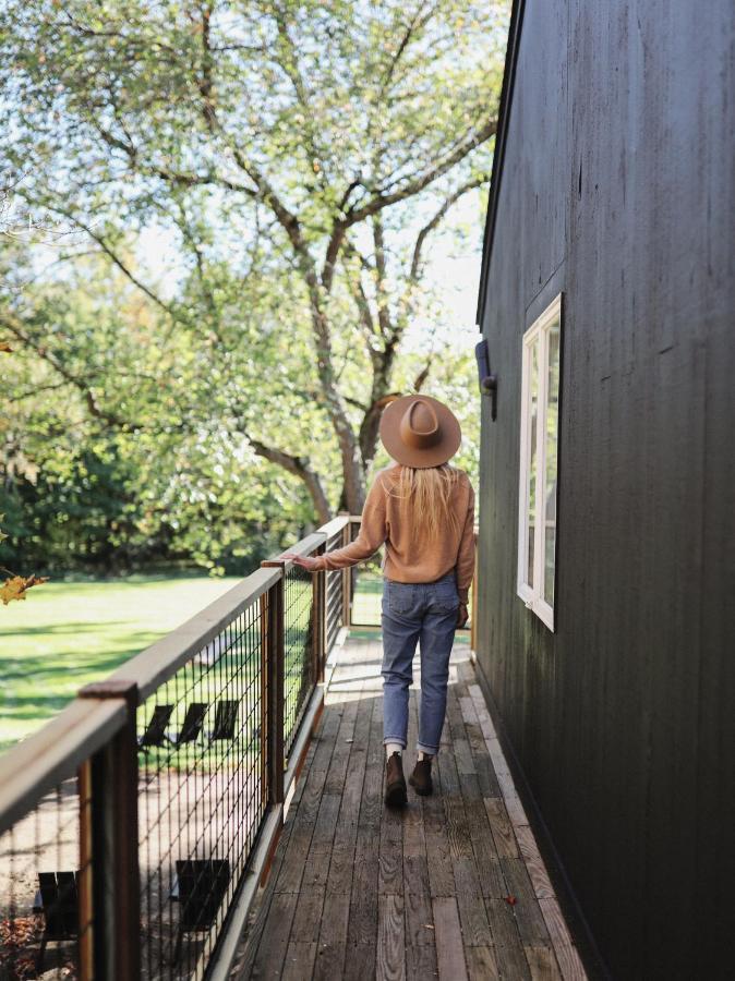 Taelta Lodge, A Bluebird By Lark Stowe Exterior foto